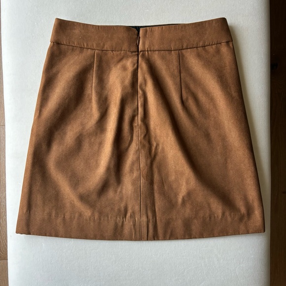 J. Crew Factory Faux Suede Walnut Mini Skirt Size 4 - Picture 6 of 7